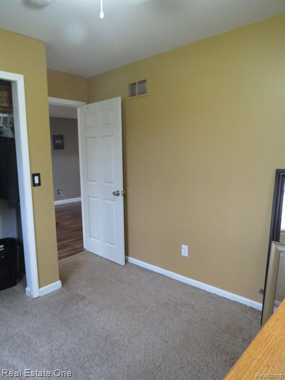 510 W MAPLE Street, Byron, MI 48418 — Photo 24