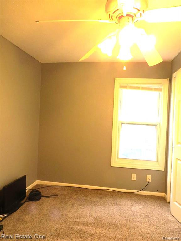 510 W MAPLE Street, Byron, MI 48418 — Photo 29