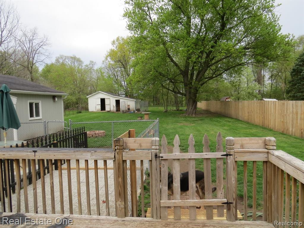 510 W MAPLE Street, Byron, MI 48418 — Photo 42