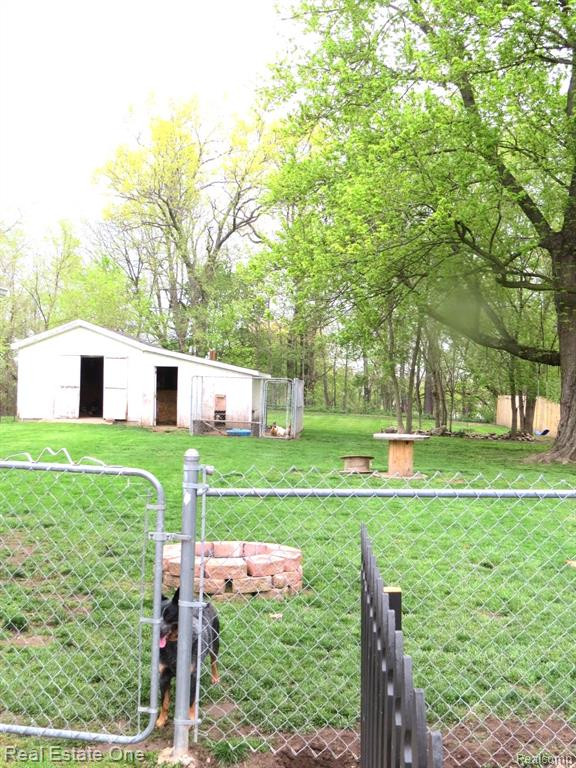 510 W MAPLE Street, Byron, MI 48418 — Photo 45
