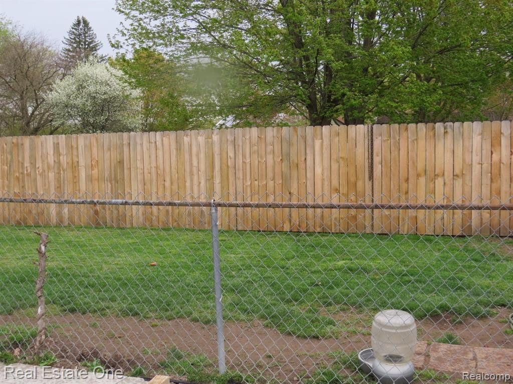 510 W MAPLE Street, Byron, MI 48418 — Photo 46