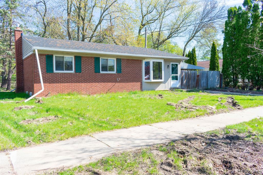 619 SKYDALE Drive, Ann Arbor, MI 48105 — Photo 2