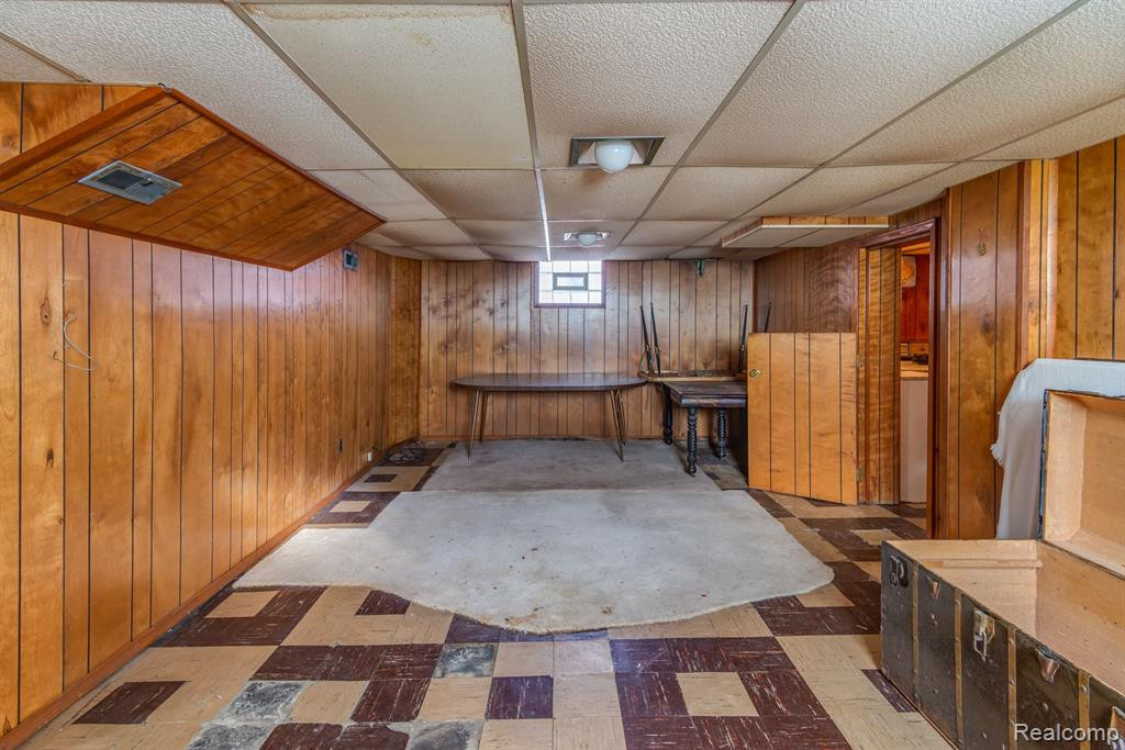 7443 GRANDMONT Avenue, Detroit, MI 48228 — Photo 27