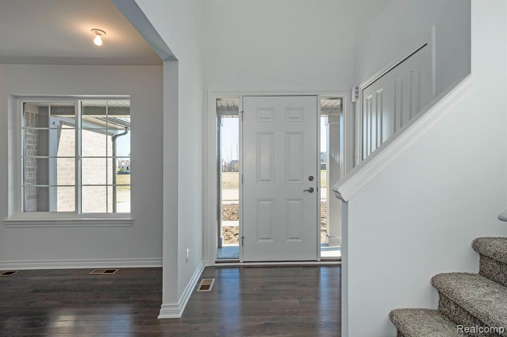 8361 JACK PINE Circle, Ypsilanti, MI 48197 — Photo 3