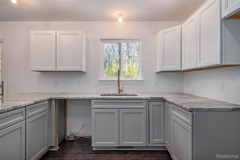8361 JACK PINE Circle, Ypsilanti, MI 48197 — Photo 8