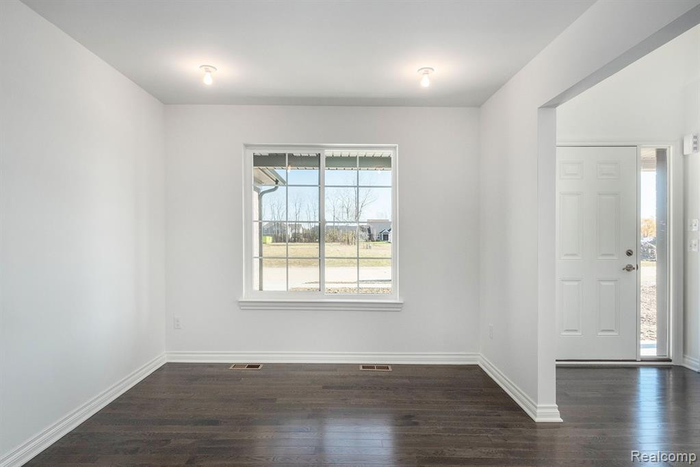 8361 JACK PINE Circle, Ypsilanti, MI 48197 — Photo 12