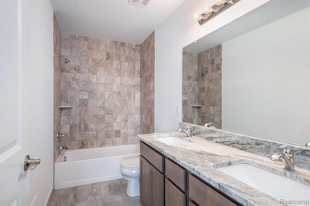 8361 JACK PINE Circle, Ypsilanti, MI 48197 — Photo 14