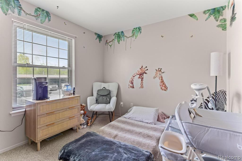 8304 LAKEVIEW Drive, Ypsilanti, MI 48198 — Photo 20