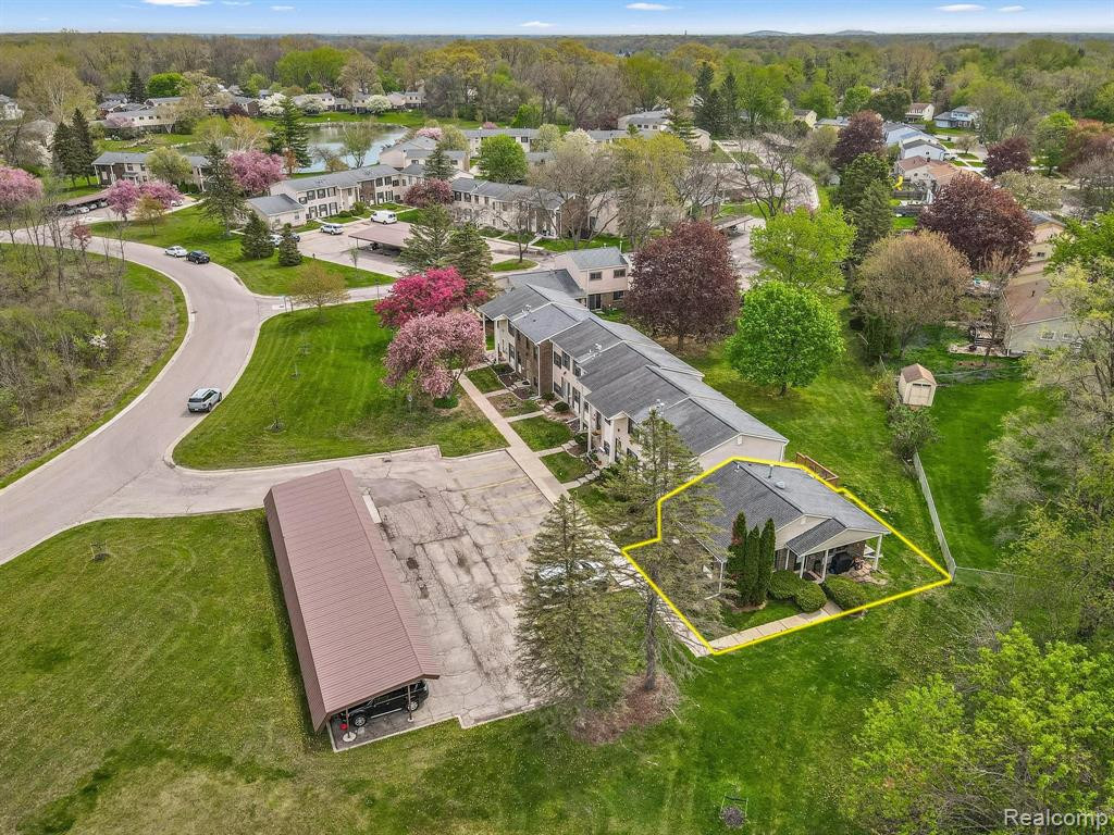 8304 LAKEVIEW Drive, Ypsilanti, MI 48198 — Photo 32