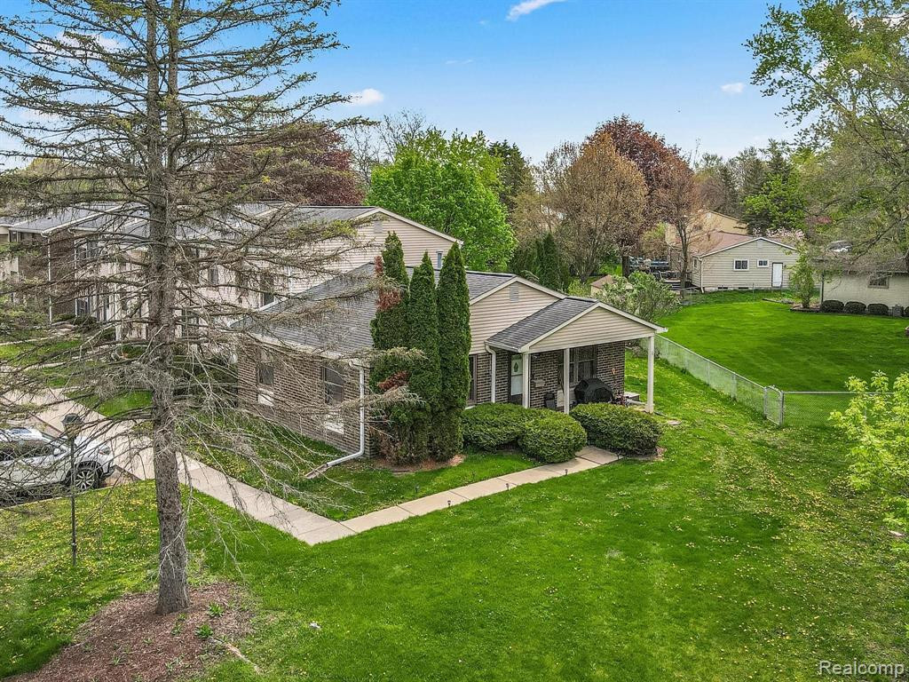 8304 LAKEVIEW Drive, Ypsilanti, MI 48198 — Photo 35