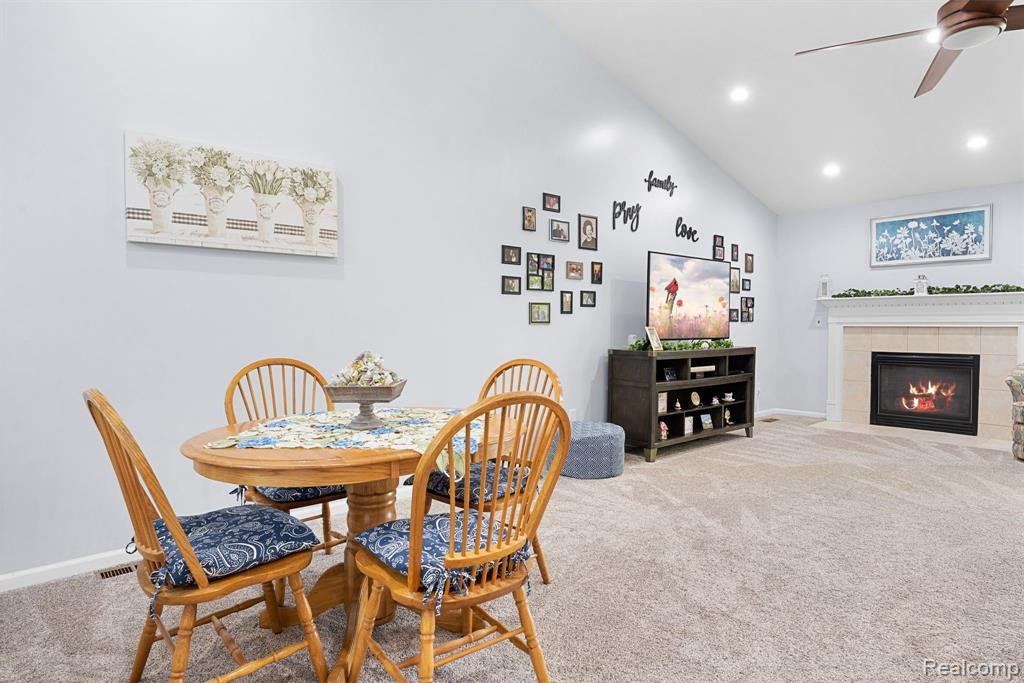 22891 WOODCREEK Drive, 51, Taylor, MI 48180 — Photo 6