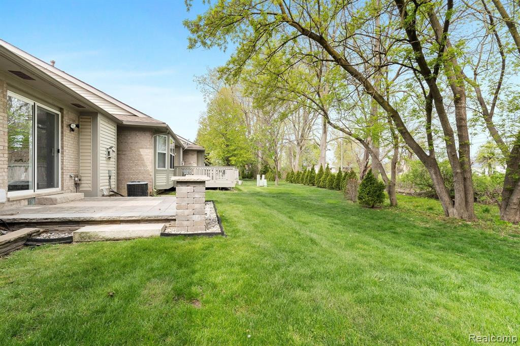 22891 WOODCREEK Drive, 51, Taylor, MI 48180 — Photo 27