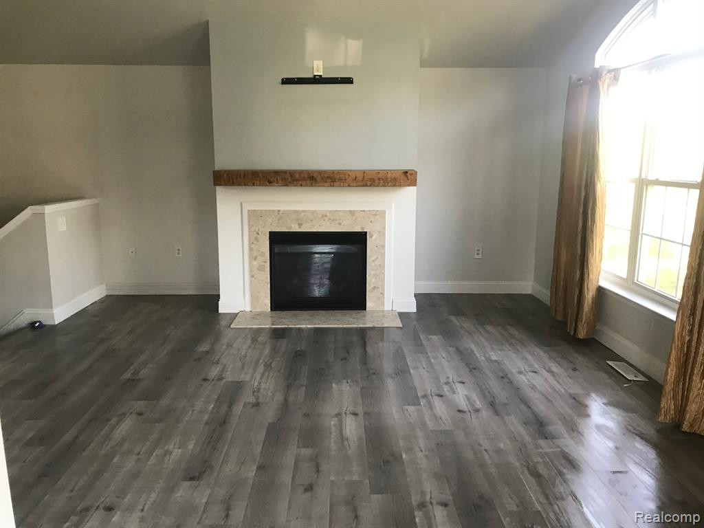 4213 ELIZABETH Avenue, Canton, MI 48188 — Photo 6