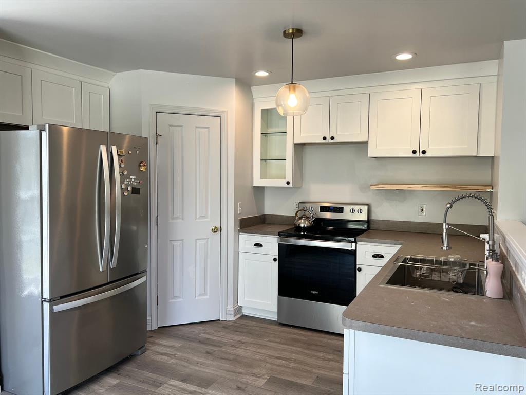 4213 ELIZABETH Avenue, Canton, MI 48188 — Photo 10