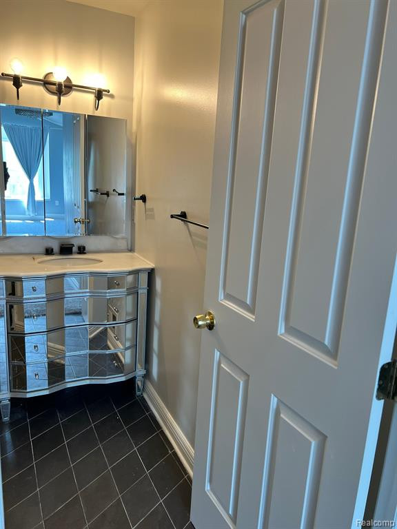 4213 ELIZABETH Avenue, Canton, MI 48188 — Photo 16