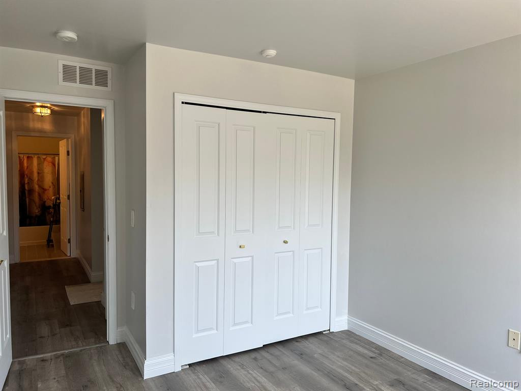 4213 ELIZABETH Avenue, Canton, MI 48188 — Photo 19