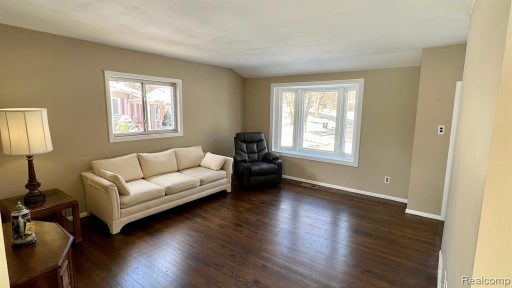 900 ALLEN Drive, Northville, MI 48167 — Photo 3