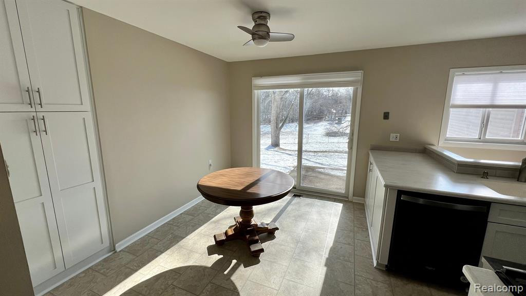 900 ALLEN Drive, Northville, MI 48167 — Photo 6
