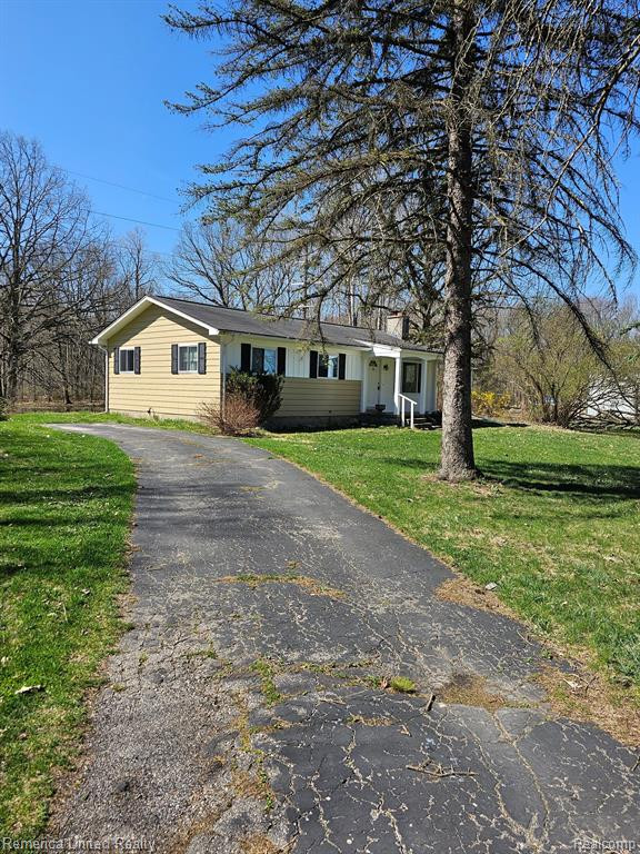 5220 IOSCO Road, Webberville, MI 48892 — Photo 5