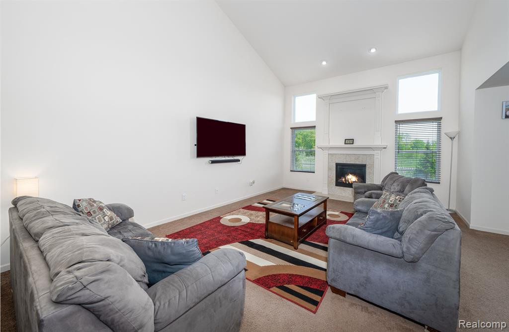 2543 KNOLLWOOD Drive, Canton, MI 48188 — Photo 4