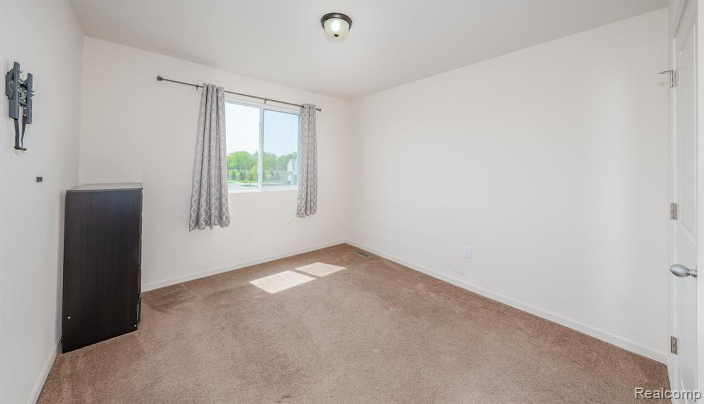 2543 KNOLLWOOD Drive, Canton, MI 48188 — Photo 18