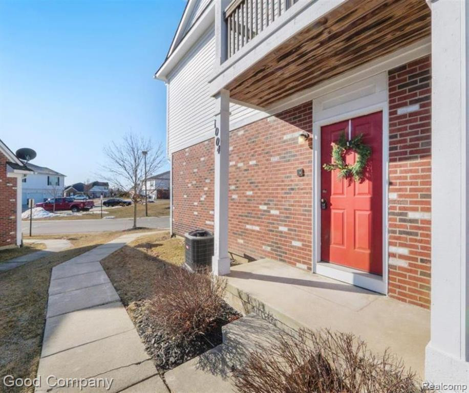 1004 RIVERSEDGE Drive, 40, Saline, MI 48176 — front exterior
