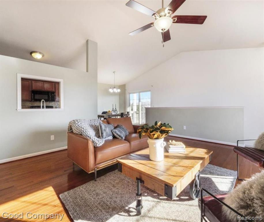 1004 RIVERSEDGE Drive, 40, Saline, MI 48176 — Photo 4