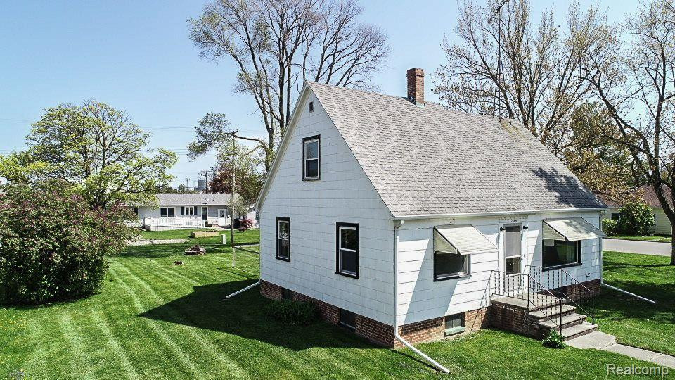 7404 Paul Street, Pigeon Vlg, MI — Photo 5