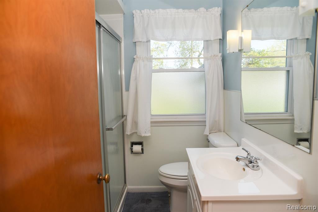 7404 Paul Street, Pigeon Vlg, MI — Photo 15
