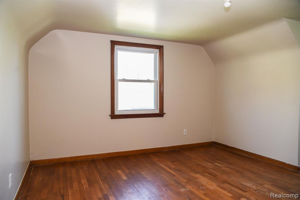 7404 Paul Street, Pigeon Vlg, MI — Photo 23