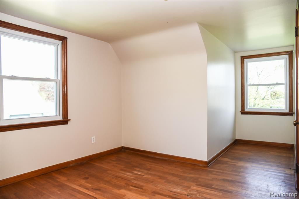 7404 Paul Street, Pigeon Vlg, MI — Photo 24