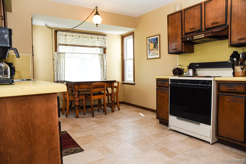 7404 Paul Street, Pigeon Vlg, MI — Photo 29