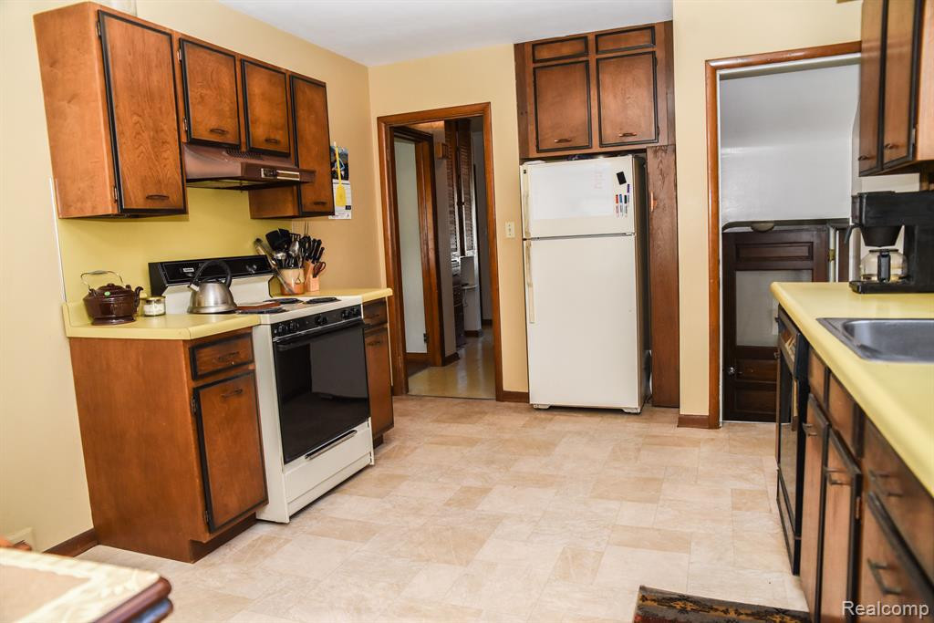 7404 Paul Street, Pigeon Vlg, MI — Photo 30