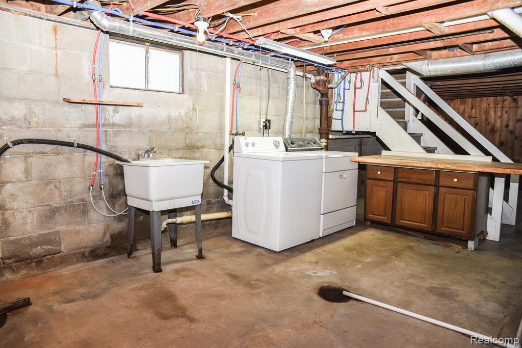 7404 Paul Street, Pigeon Vlg, MI — Photo 33
