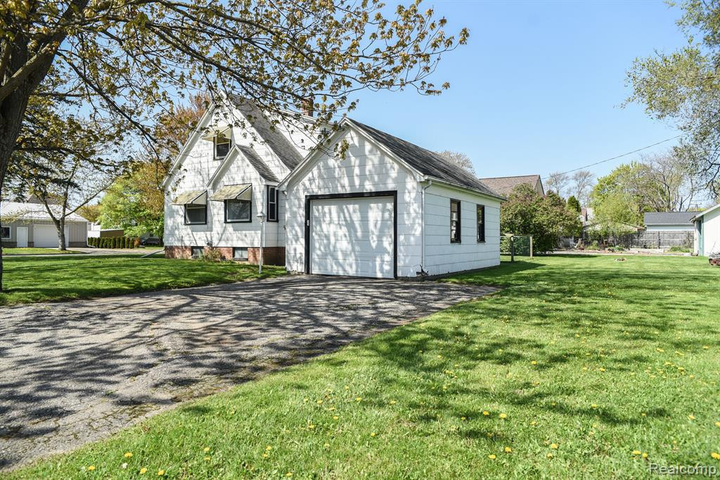 7404 Paul Street, Pigeon Vlg, MI — Photo 40