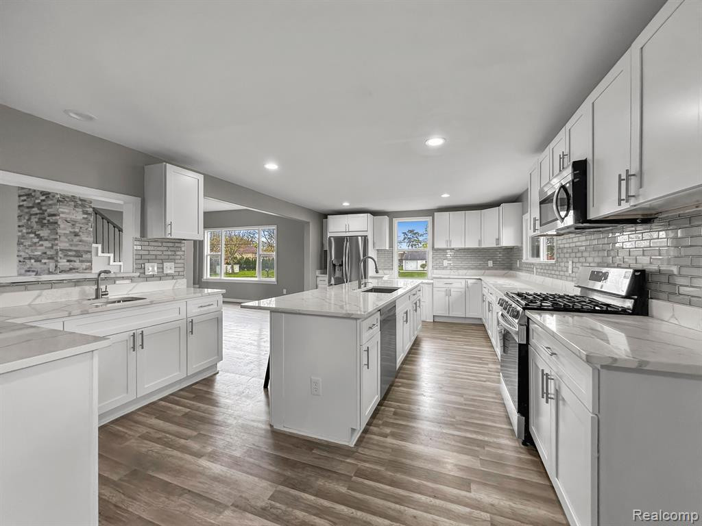 19433 22 Mile Road, Macomb, MI, 48044