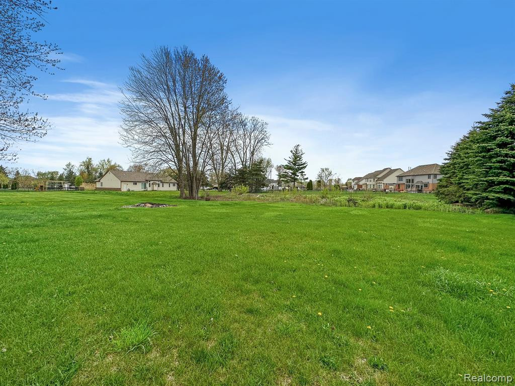 19433 22 Mile Road, Macomb, MI, 48044