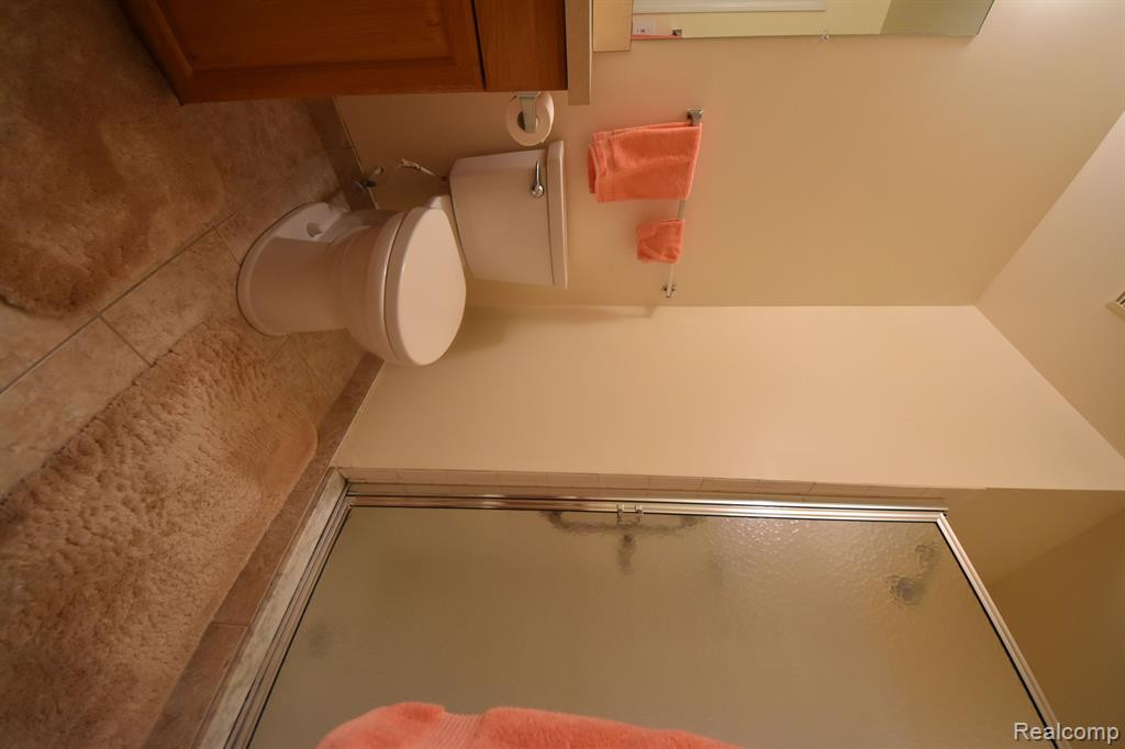 33841 PONDVIEW Circle, 28, Livonia, MI 48152 — Photo 10