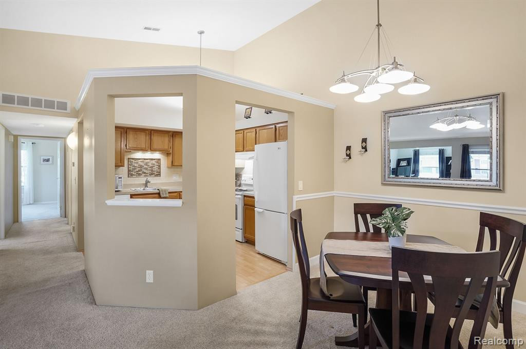 61135 GREENWOOD Drive, South Lyon, MI 48178 — Photo 10