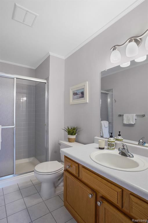 61135 GREENWOOD Drive, South Lyon, MI 48178 — Photo 17