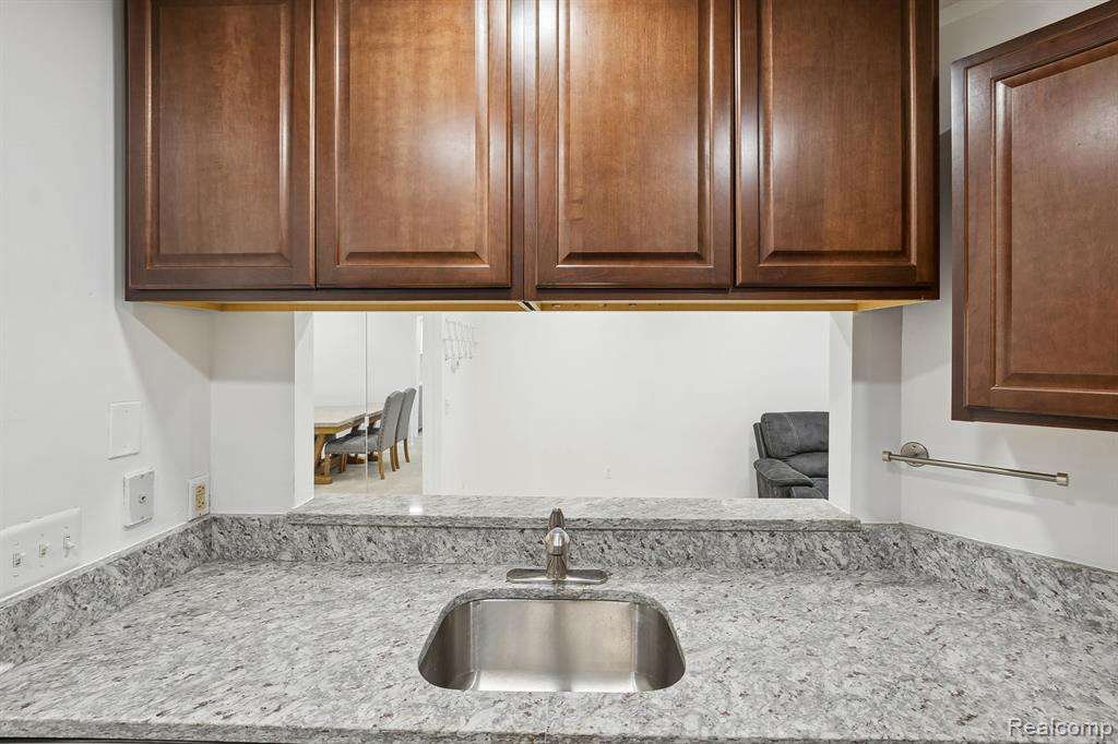 42505 LILLEY POINTE Drive, Canton, MI 48187 — Photo 16