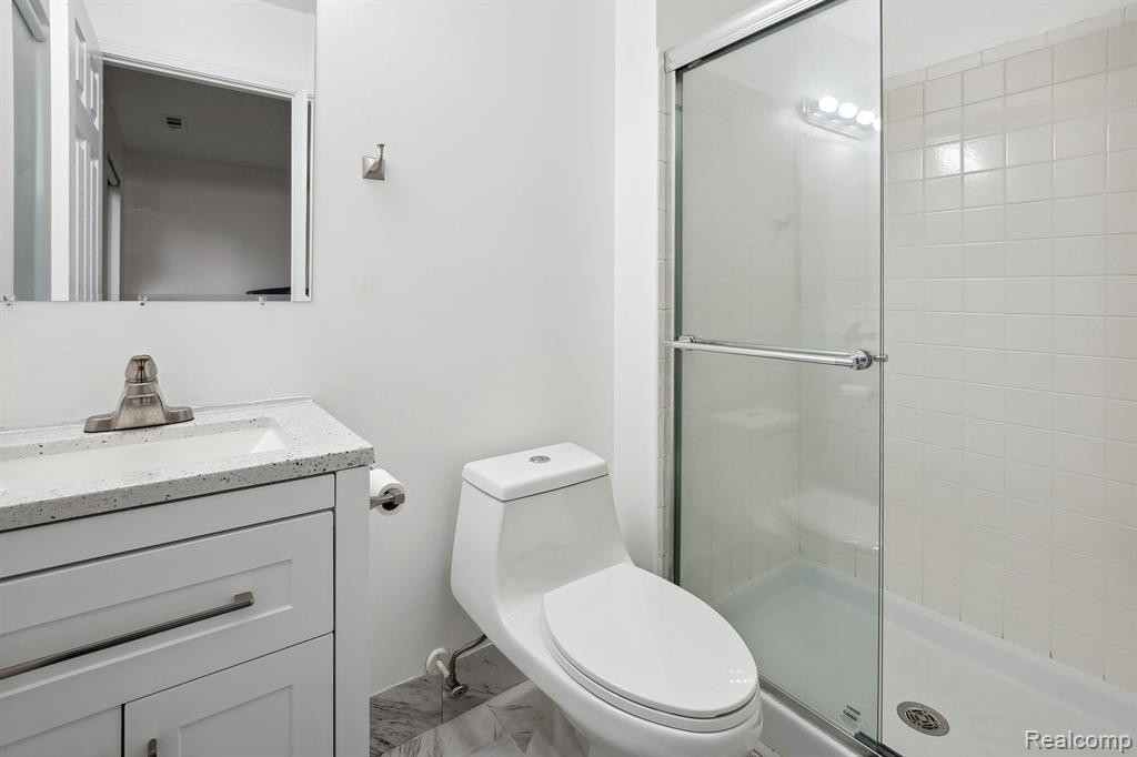 42505 LILLEY POINTE Drive, Canton, MI 48187 — Photo 24