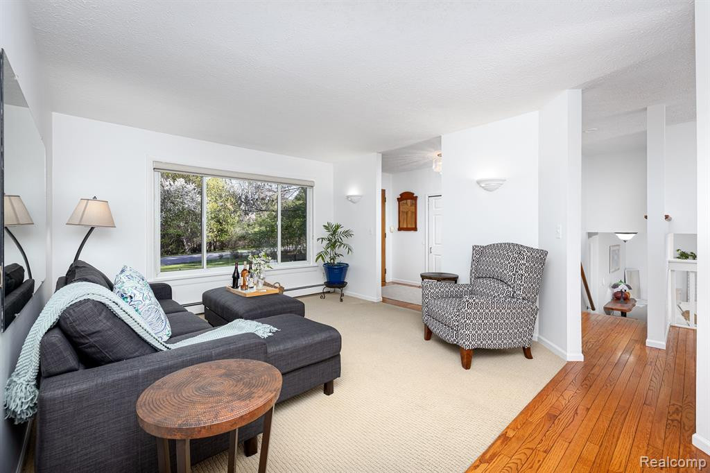 4310 CRESTLINE Drive, Ann Arbor, MI 48103 — Photo 8