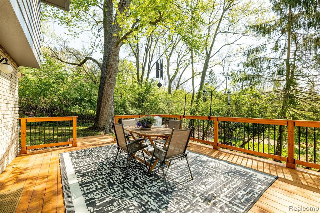 4310 CRESTLINE Drive, Ann Arbor, MI 48103 — Photo 36