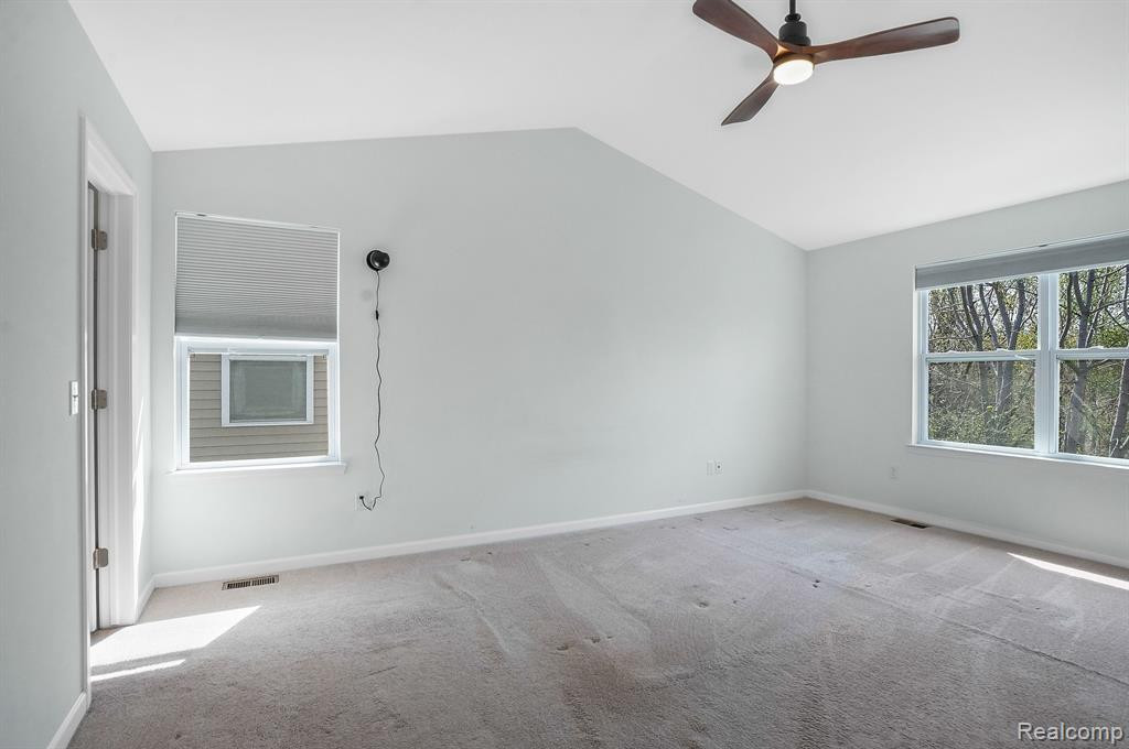 27111 Victoria Road, Novi, MI — Photo 18