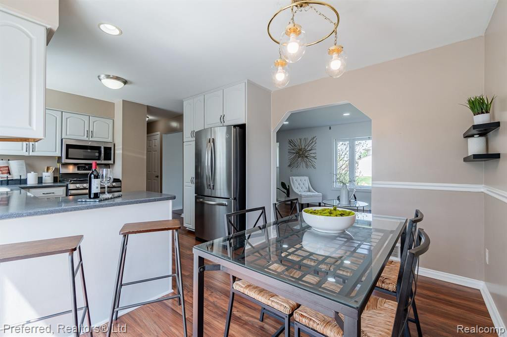 43729 Fleetwood Drive, Canton, MI 48187 — Photo 13