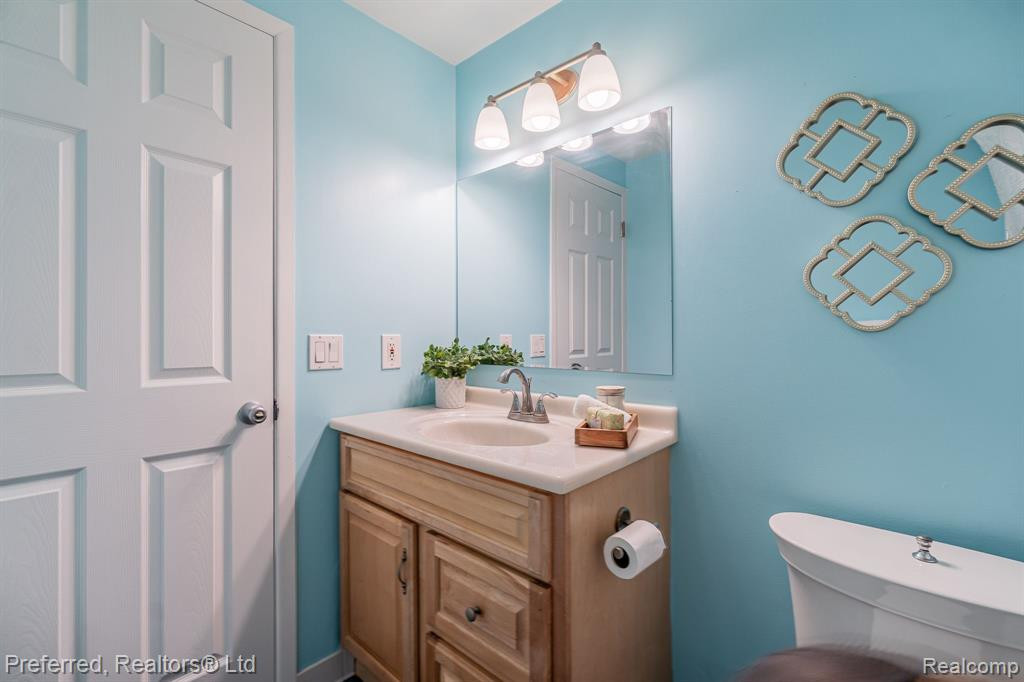 43729 Fleetwood Drive, Canton, MI 48187 — Photo 21