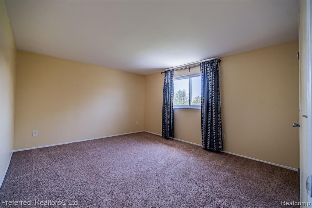 43729 Fleetwood Drive, Canton, MI 48187 — Photo 27