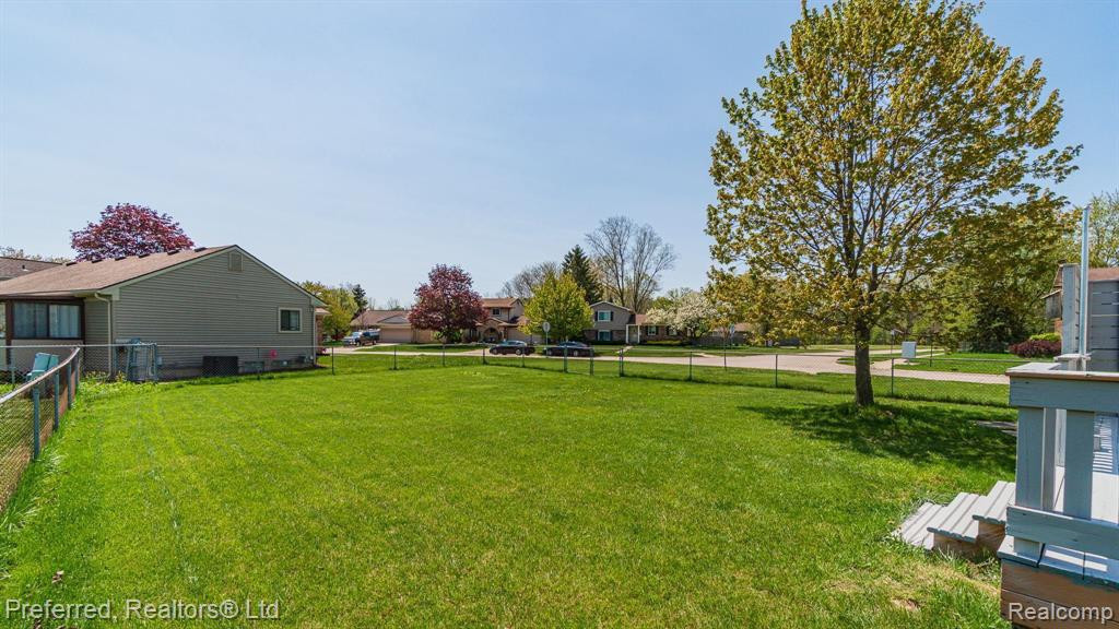 43729 Fleetwood Drive, Canton, MI 48187 — Photo 34