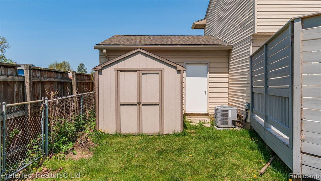43729 Fleetwood Drive, Canton, MI 48187 — Photo 38